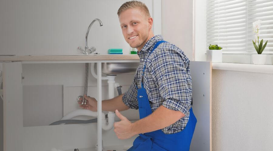 Expert burst pipe repair services in Encino, CA
